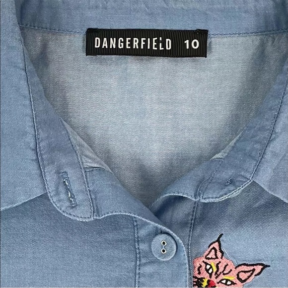 DANGERFIELD Chambray Wildcat Boxy Shirt Size 10 - Picture 2 of 5